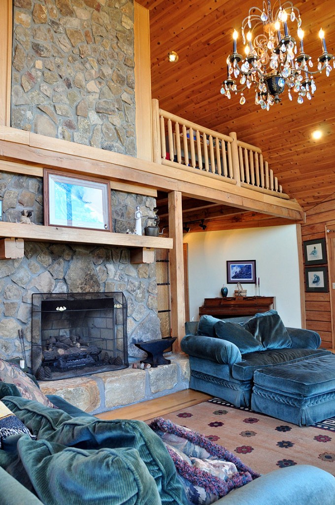 STONELICK COUNTRY ESTATE 57 +/ ACRES Foxfire Realty