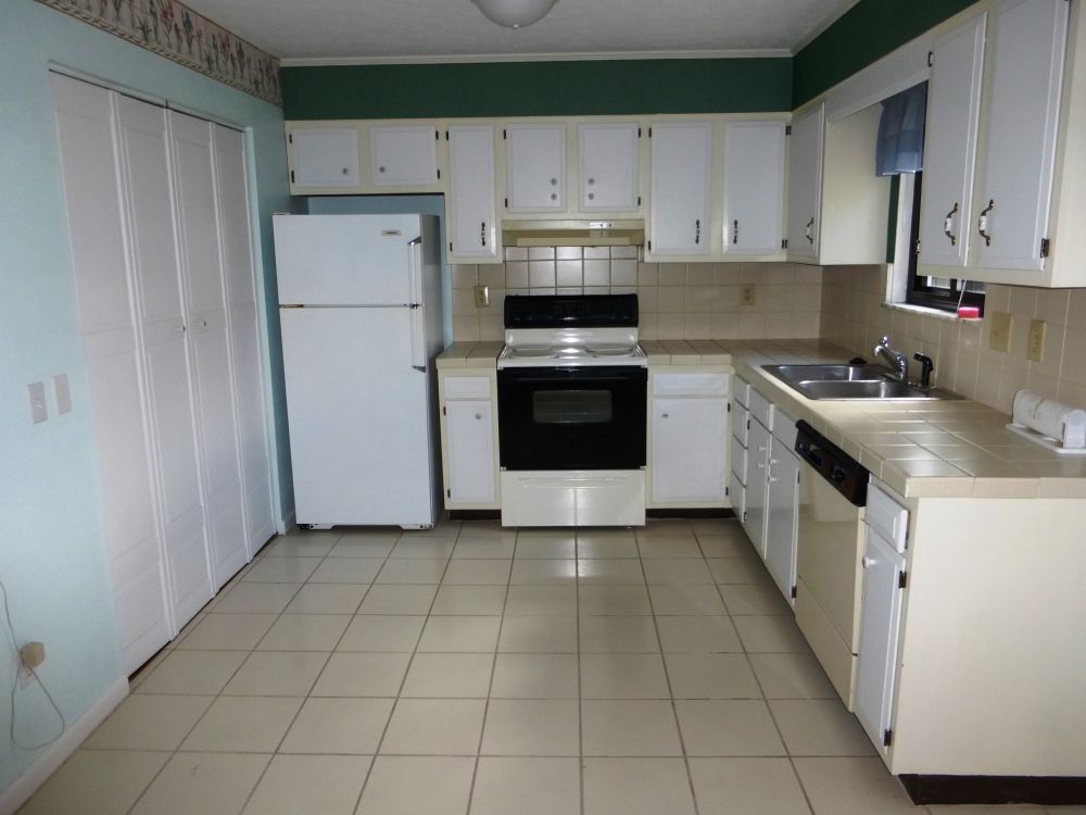 151 CHERRYWOOD VILLA, BEAVER, WV Foxfire Realty