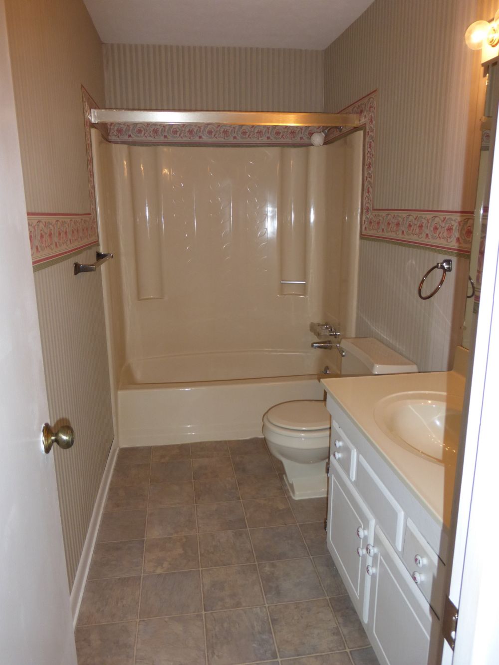 151 CHERRYWOOD VILLA, BEAVER, WV Foxfire Realty