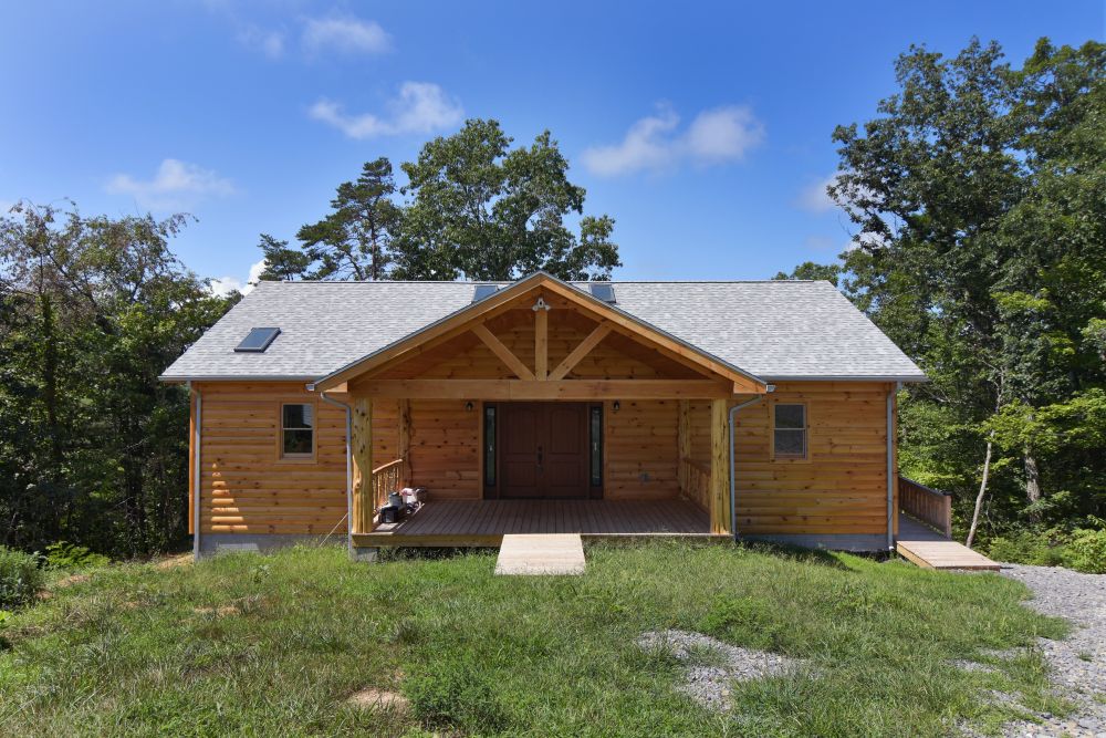 LOG CABIN RETREAT Foxfire Realty