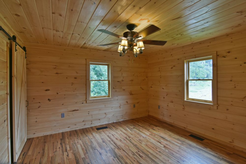 LOG CABIN RETREAT Foxfire Realty