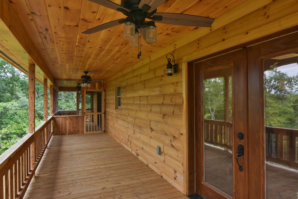 LOG CABIN RETREAT Foxfire Realty
