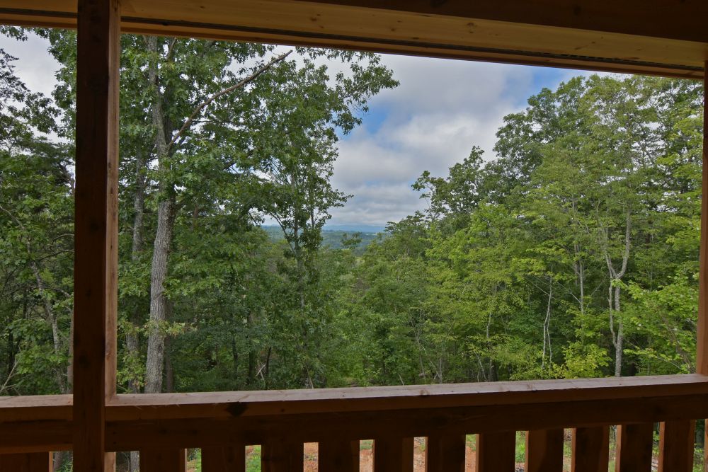 LOG CABIN RETREAT Foxfire Realty