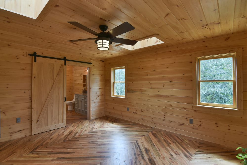 LOG CABIN RETREAT Foxfire Realty