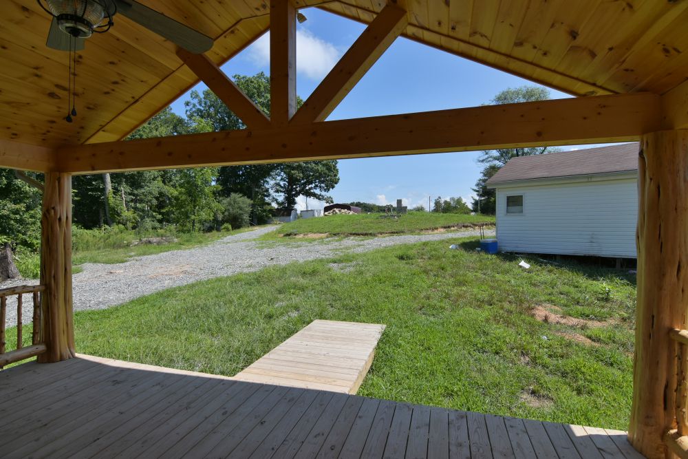 LOG CABIN RETREAT Foxfire Realty