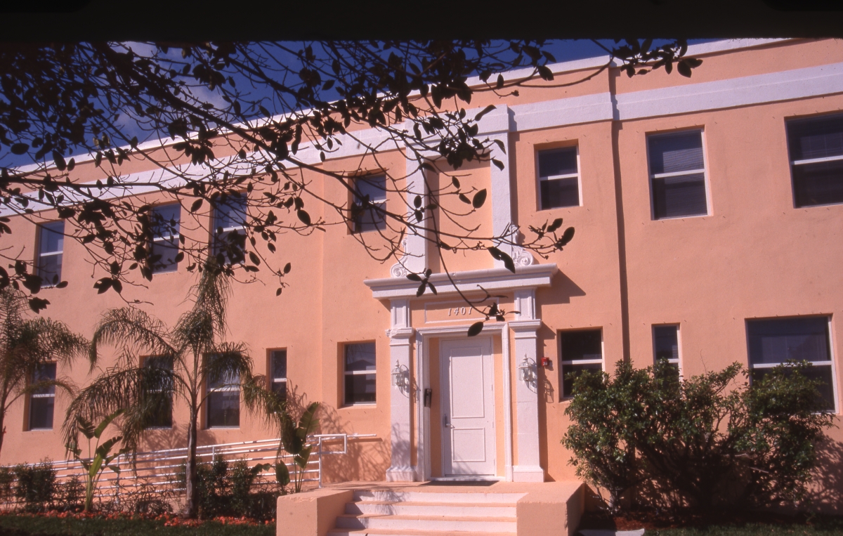 Florida Memory Photographs of Pine Ridge Hospital apartments in the