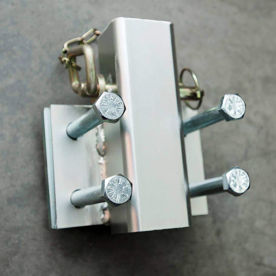 Receiver Bracket for bike carriers FP Chassis