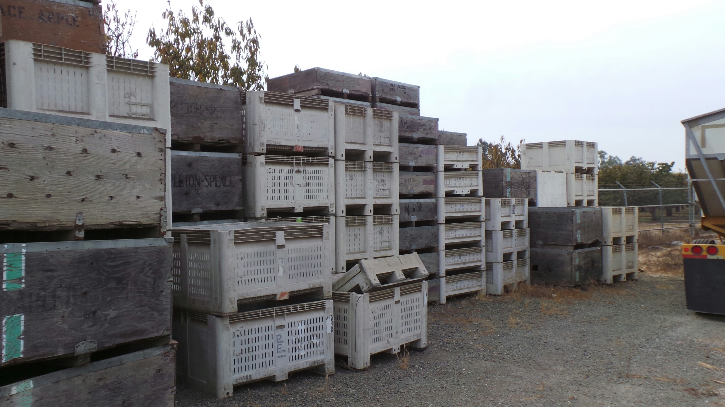 MACRO 12 & 14 FIELD BINS FPM, Inc.