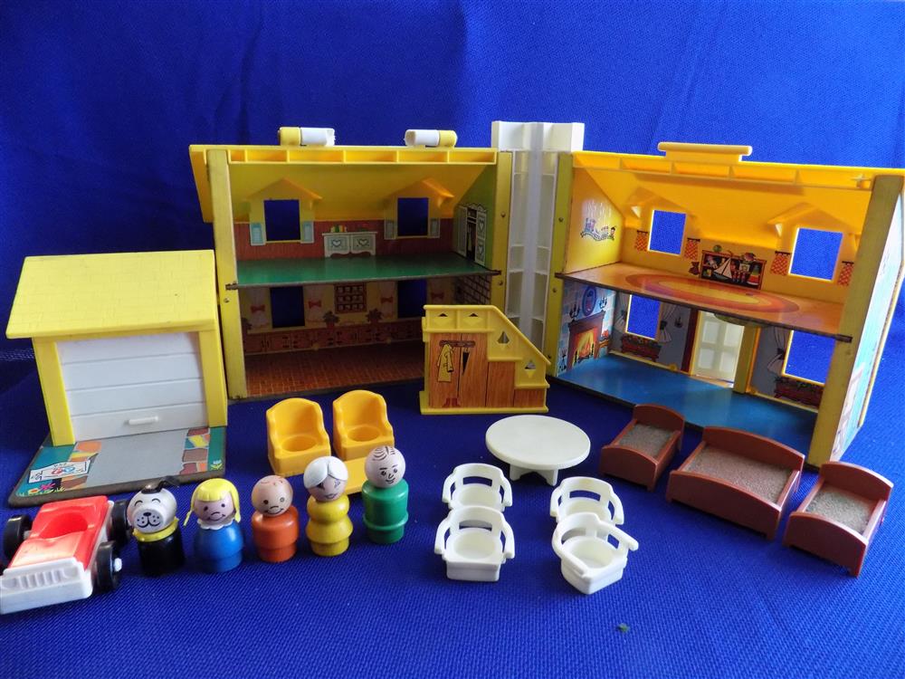 Fisher Price Little People Play Family Yellow House Vintage 952