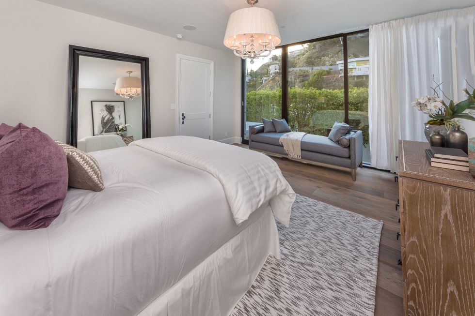 Photos of Kendall Jenner's new 6.5 million LA home