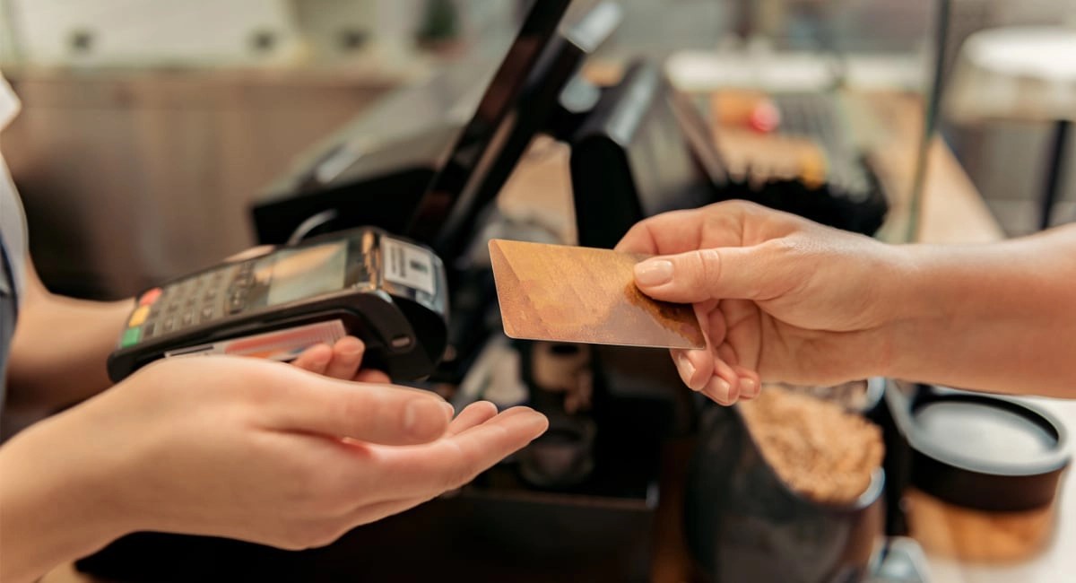 How to Use a POS Machine, Step by Step Explained