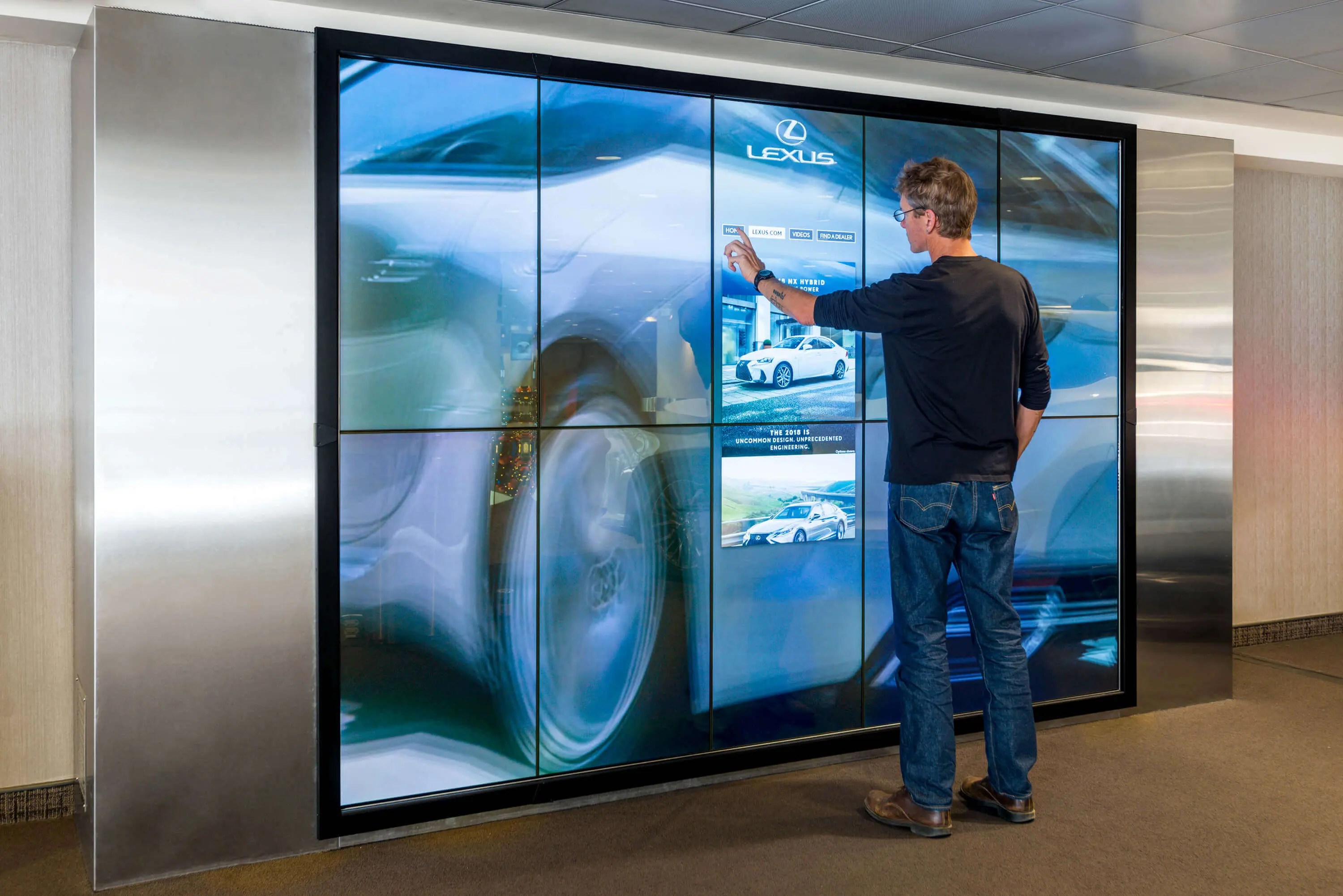 NXT Interactive Multitouch Wall