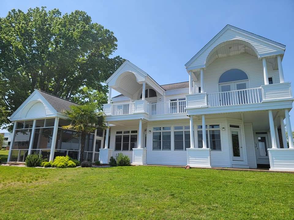 Expert Exterior Cleaning Services in Gloucester & Surrounding Areas