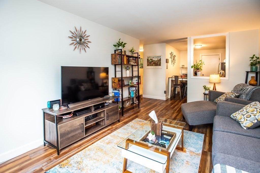 Condo of the Week 1Bedroom Unit at Fairmont Heights Listed at