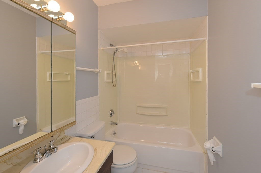 Condo of the Week 3Bedroom Unit At Windsor Green at 355,000