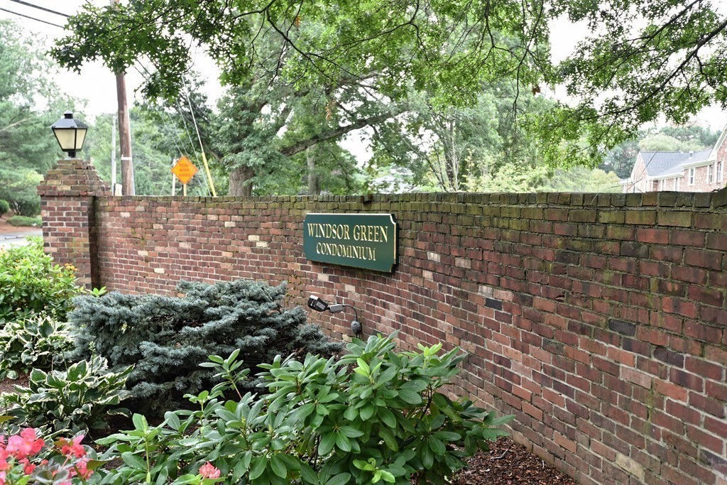 Condo of the Week 3Bedroom Unit At Windsor Green at 355,000