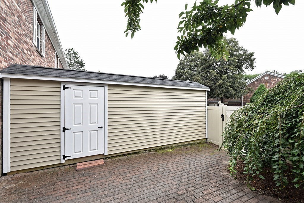 Condo of the Week 3Bedroom Unit At Windsor Green at 355,000