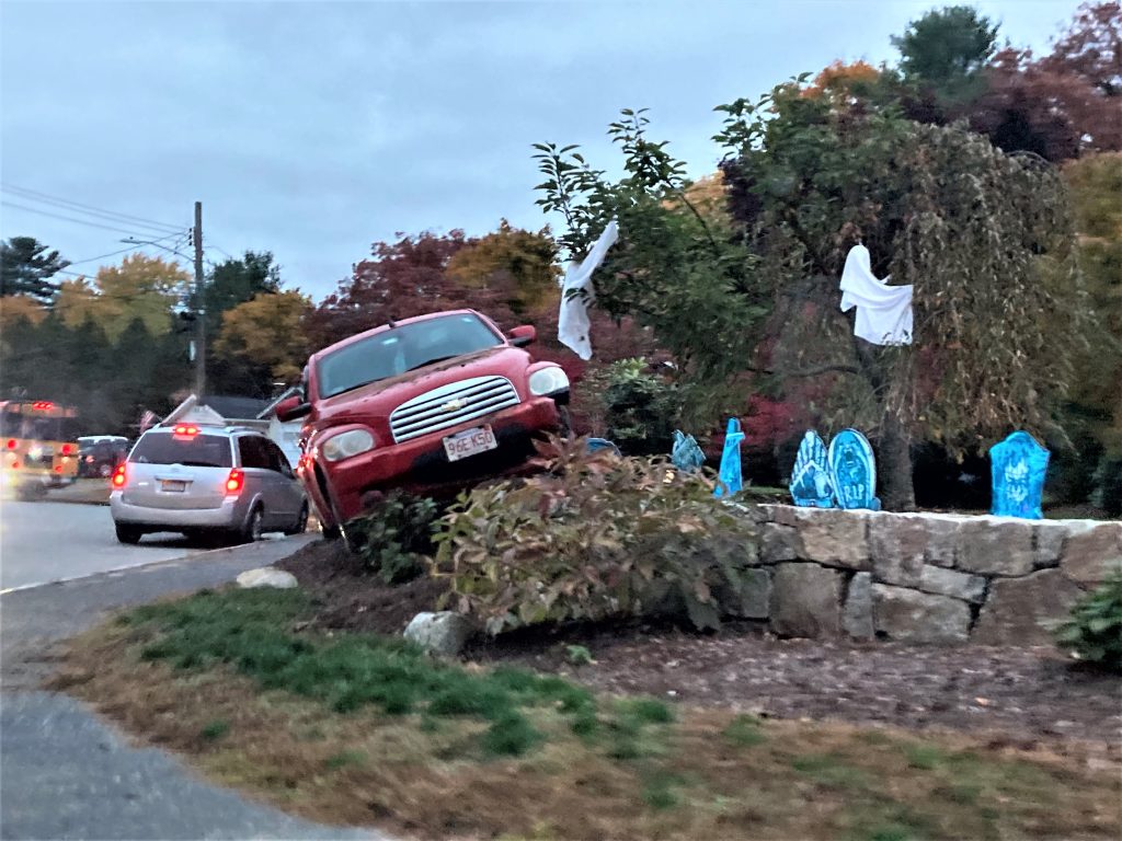 Car Into Stone Wall Caused TieUp At Framingham High This Morning