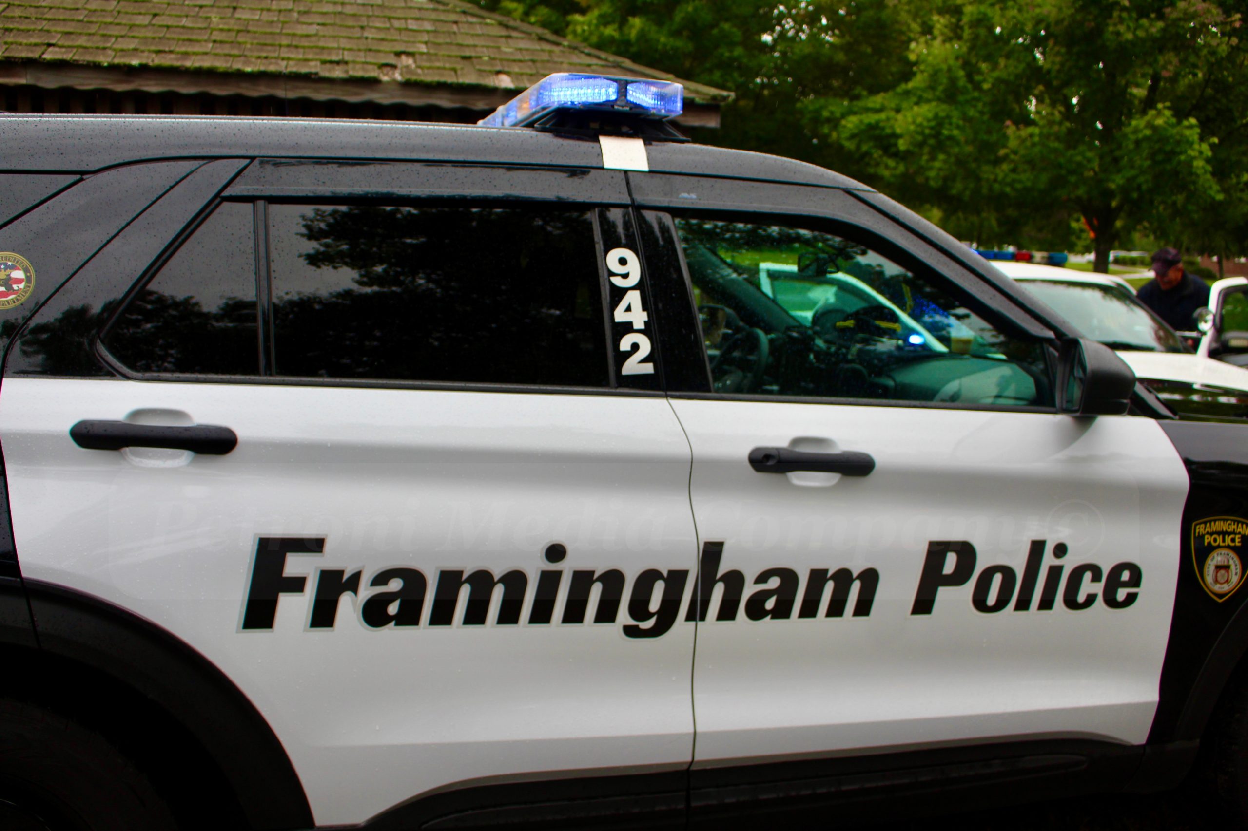 Framingham Police Thief Smashes Vehicle Window Framingham Source