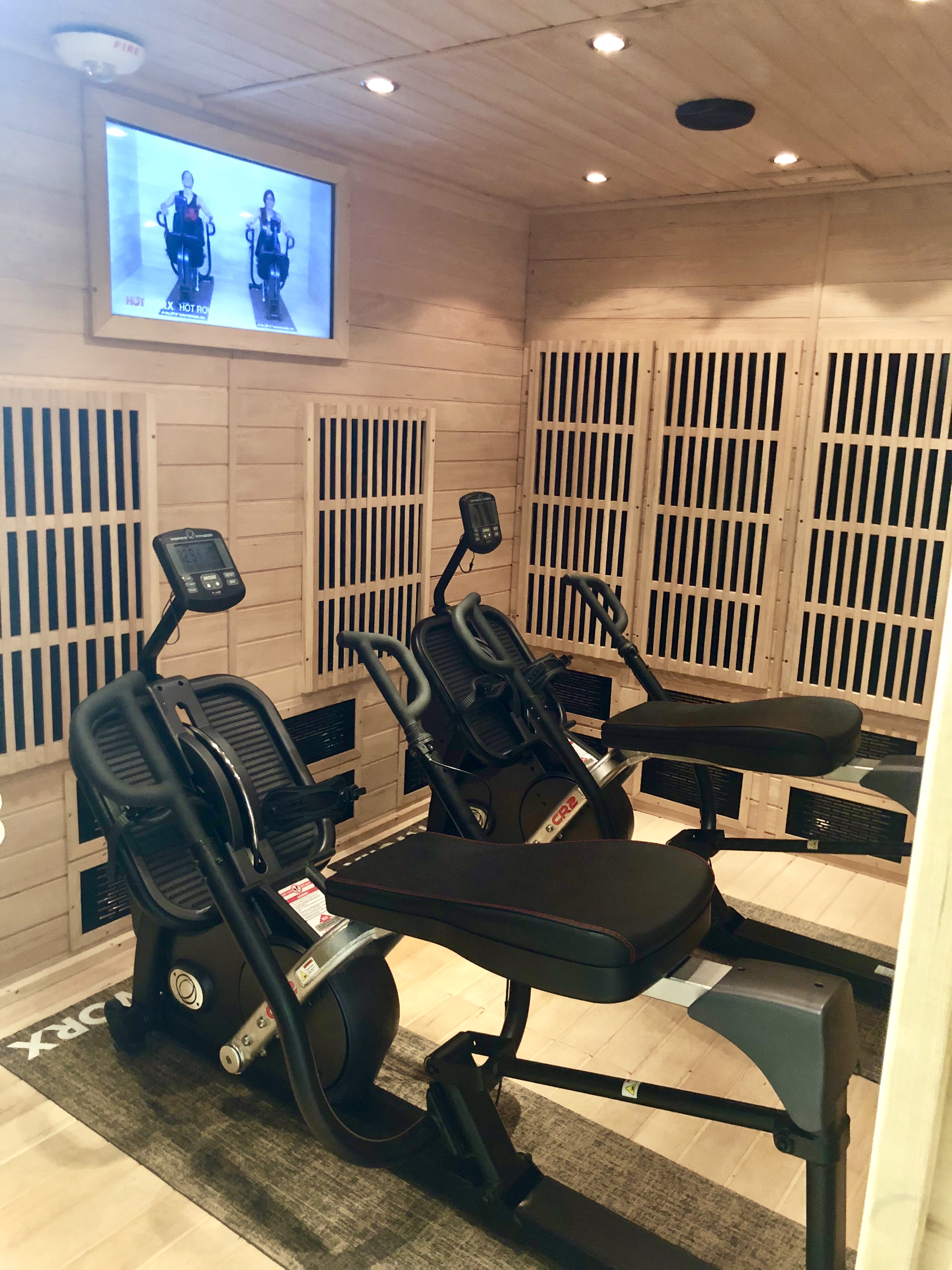 Hotworx mat, roller and towel blog.knak.jp