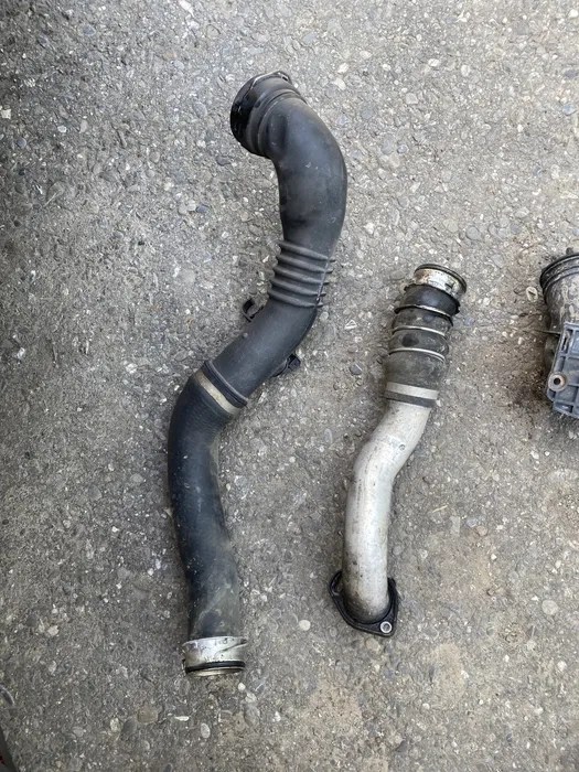 Furtun intercooler bmw cod motor m47 Campina • OLX.ro