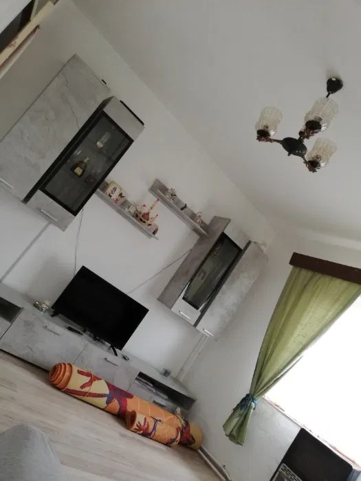 Apartament 2 camera zona centrala piata mare Targu Jiu • OLX.ro