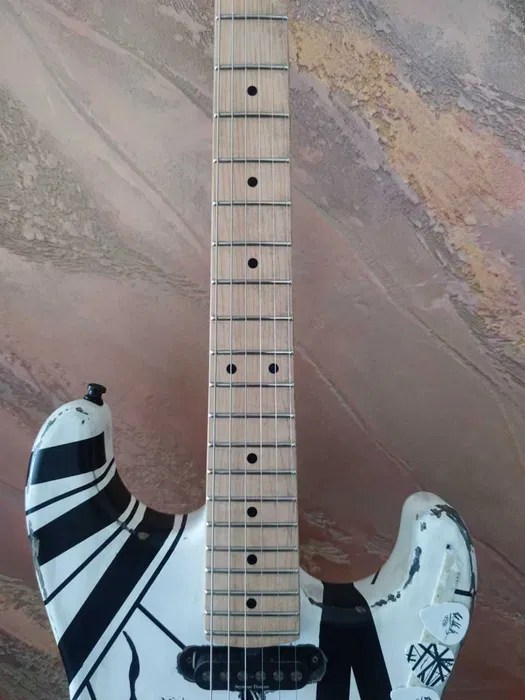 EVH Frankenstrat guitar, japan custom shop Iasi • OLX.ro