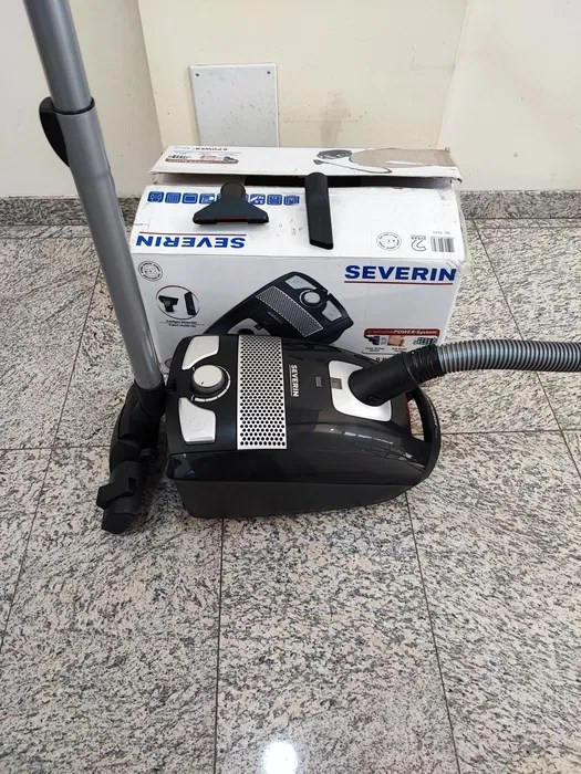 Прахосмукачка Severin Vacuum SPower Focus с торба S77044 , 700w , гр