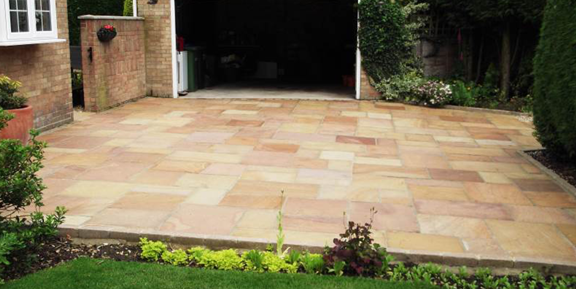 Landscaping services in Ripon Franklin Hardscapes