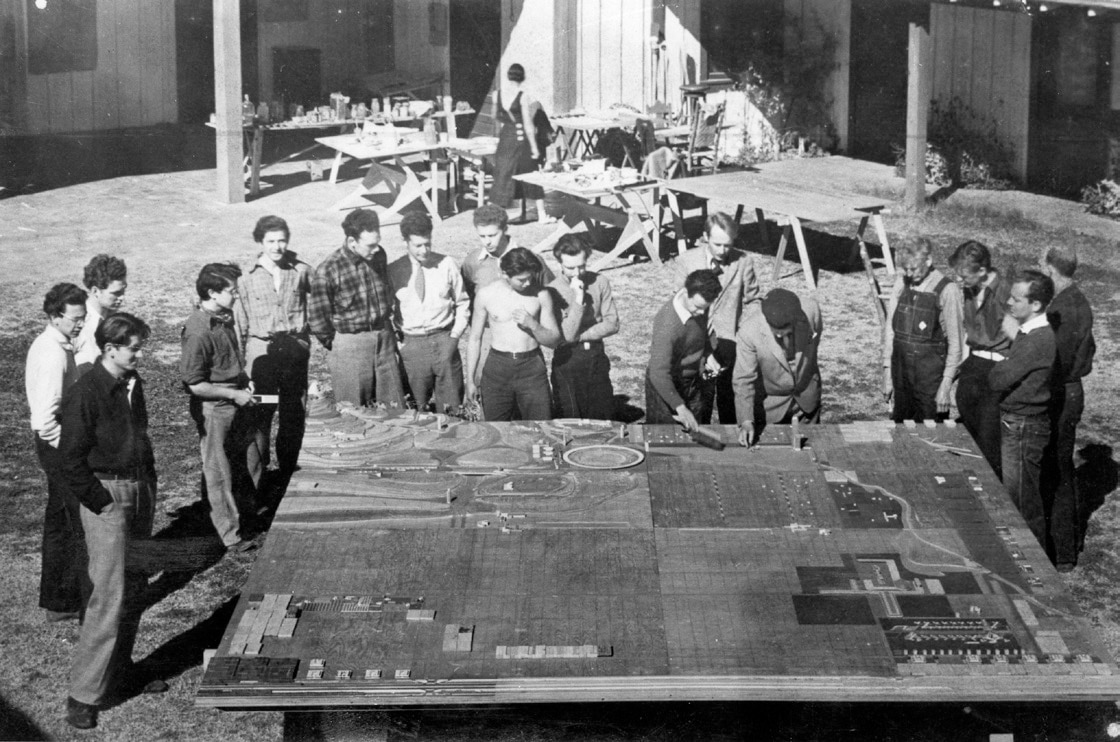 Reading Broadacre Frank Lloyd Wright Foundation