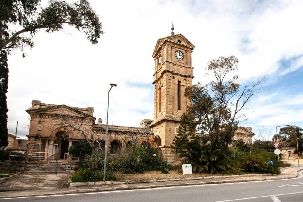 Property for Sale in Pembroke Frank Salt Real Estate