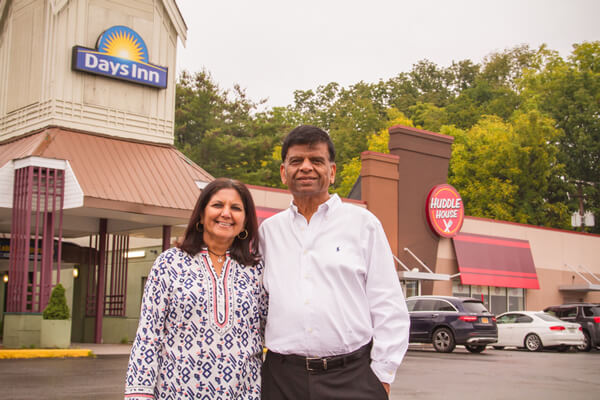 Huddle House Franchise Costs & Information