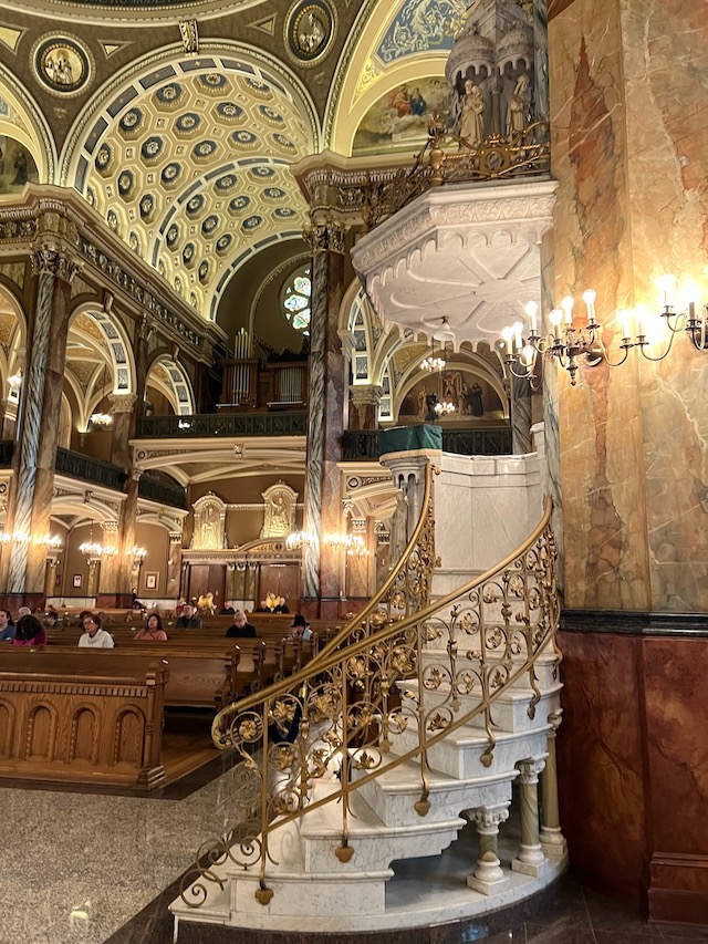 Mt. Carmel hosts pilgrimage to Milwaukee basilica Fra Noi