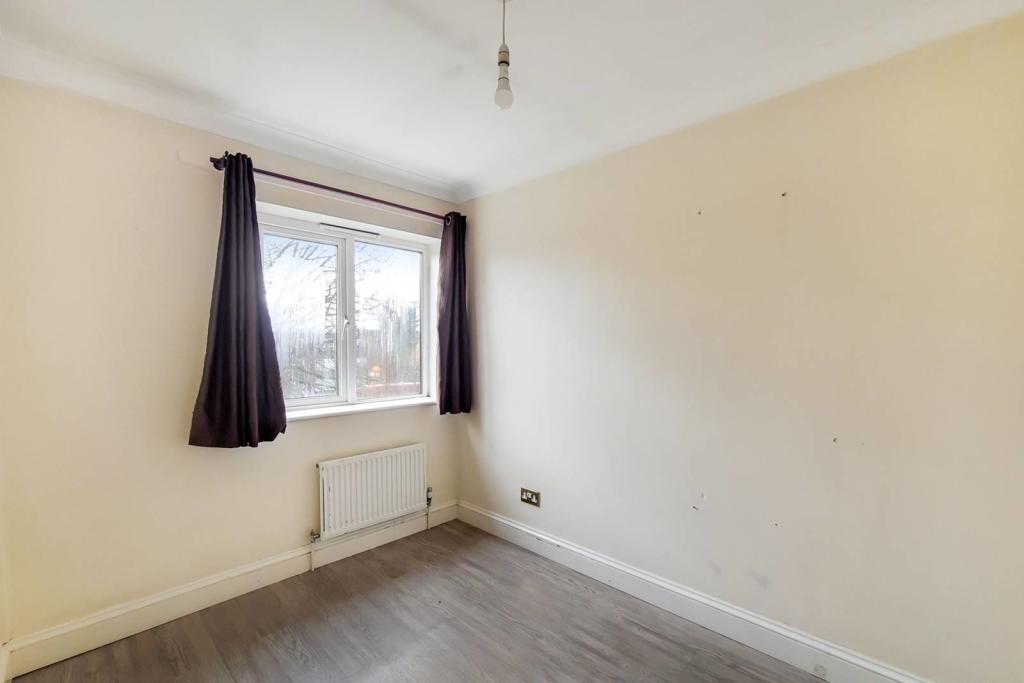 2 bed flat to rent, Eltham Road Lee, London SE12 London Central
