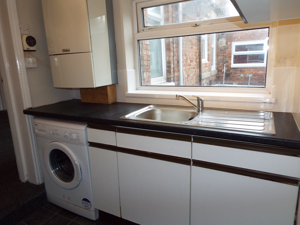 Brighton Road, Gateshead fraser lake