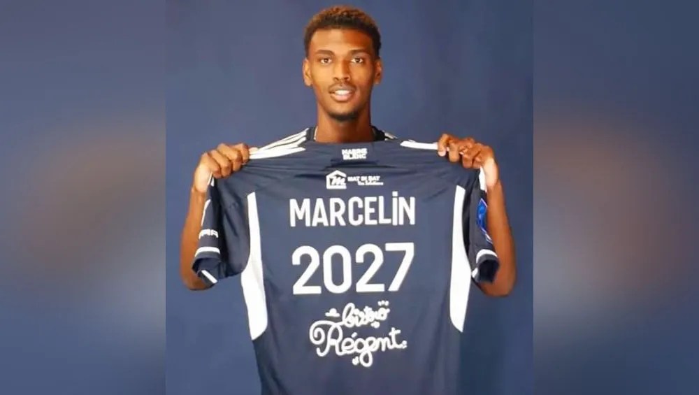 Football le Réunionnais Jean Harisson Marcelin signe avec les