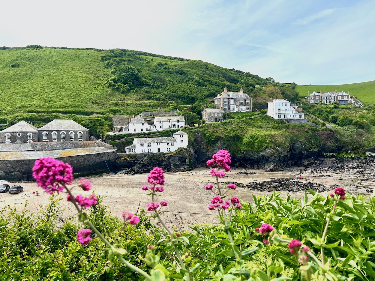 Port Isaac Free Maps of Cornwall