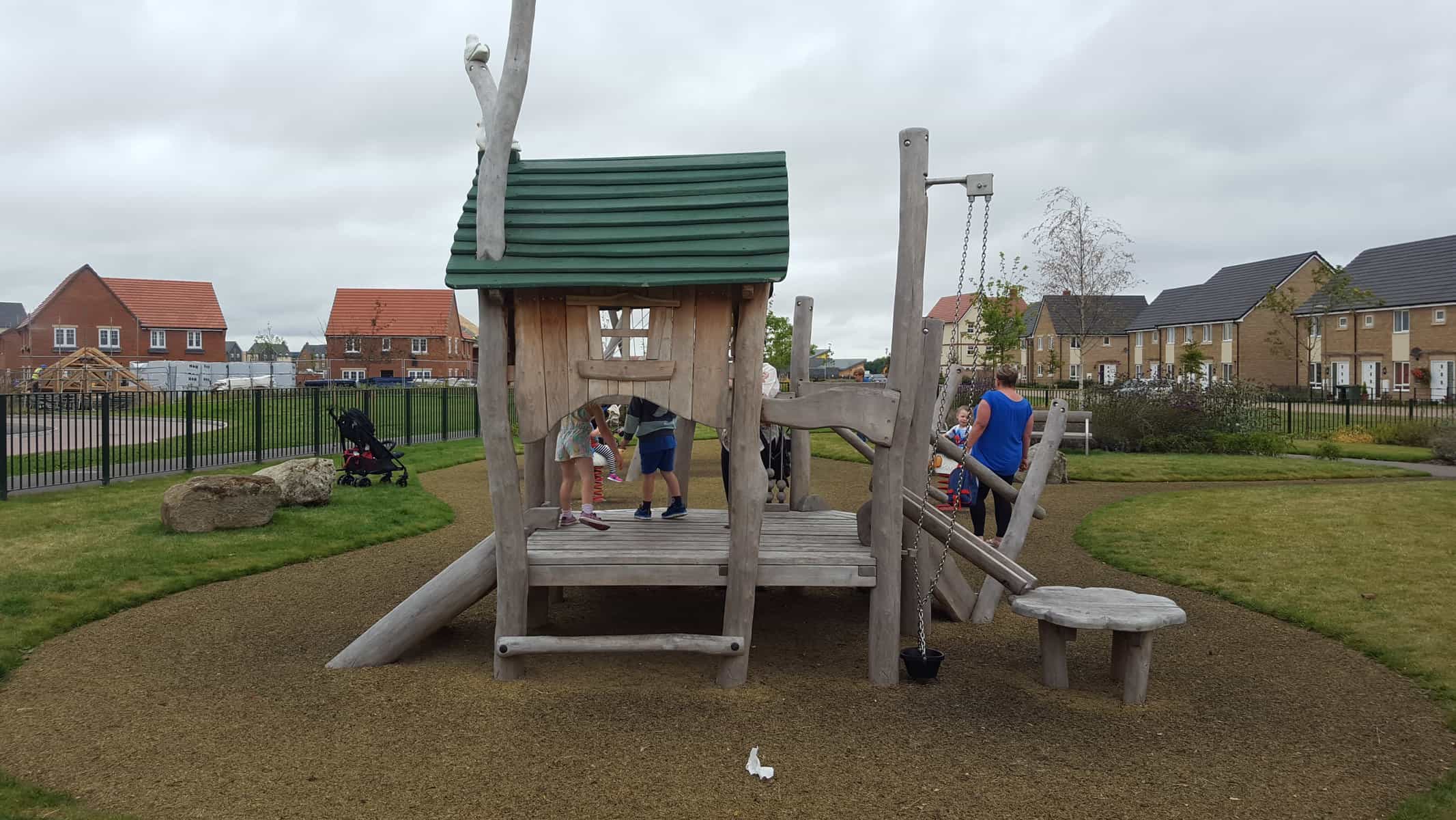 Local Park, Great Western Park, Didcot, Oxfordshire freeparks.co.uk