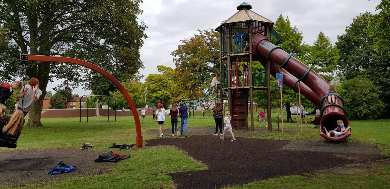Victoria Park, Newbury, Berkshire freeparks.co.uk