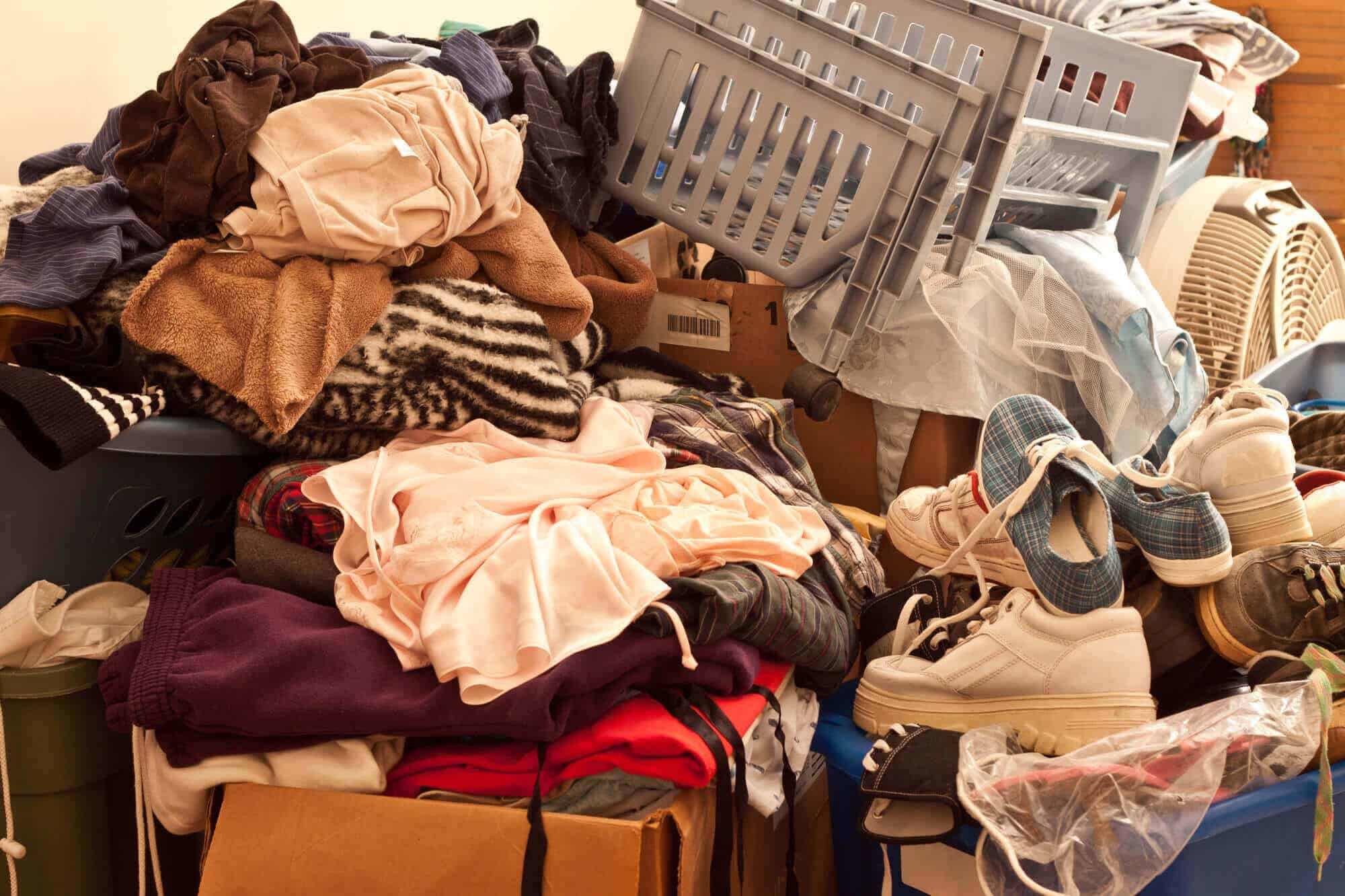 Hoarding Disorder Symptoms How to Know if You Have a Problem FreeSitesLike