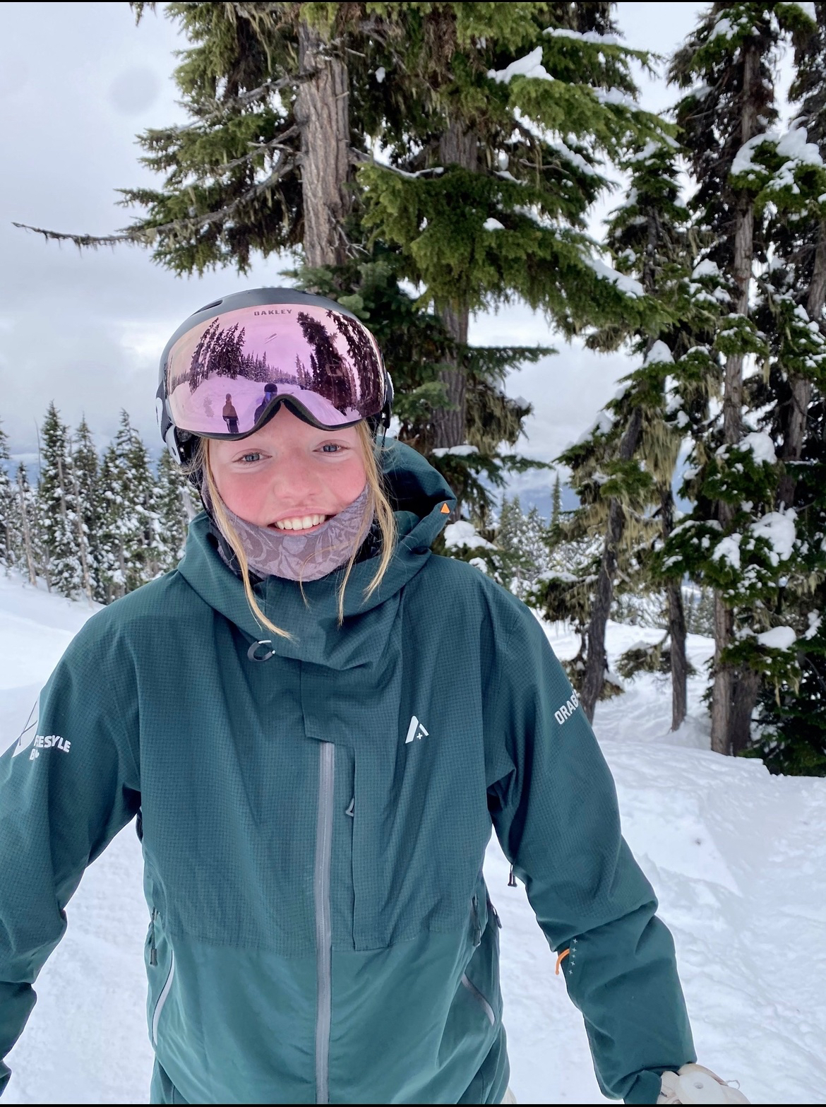 Ski Sisters Freestyle BC