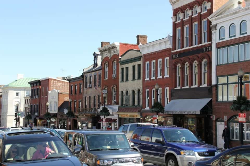 Things to Do in Visitor's Guide DC by Foot