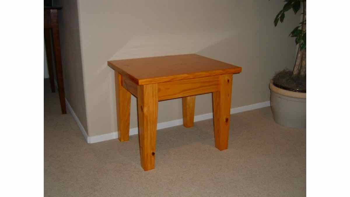Pallet Side Table Free Woodworking