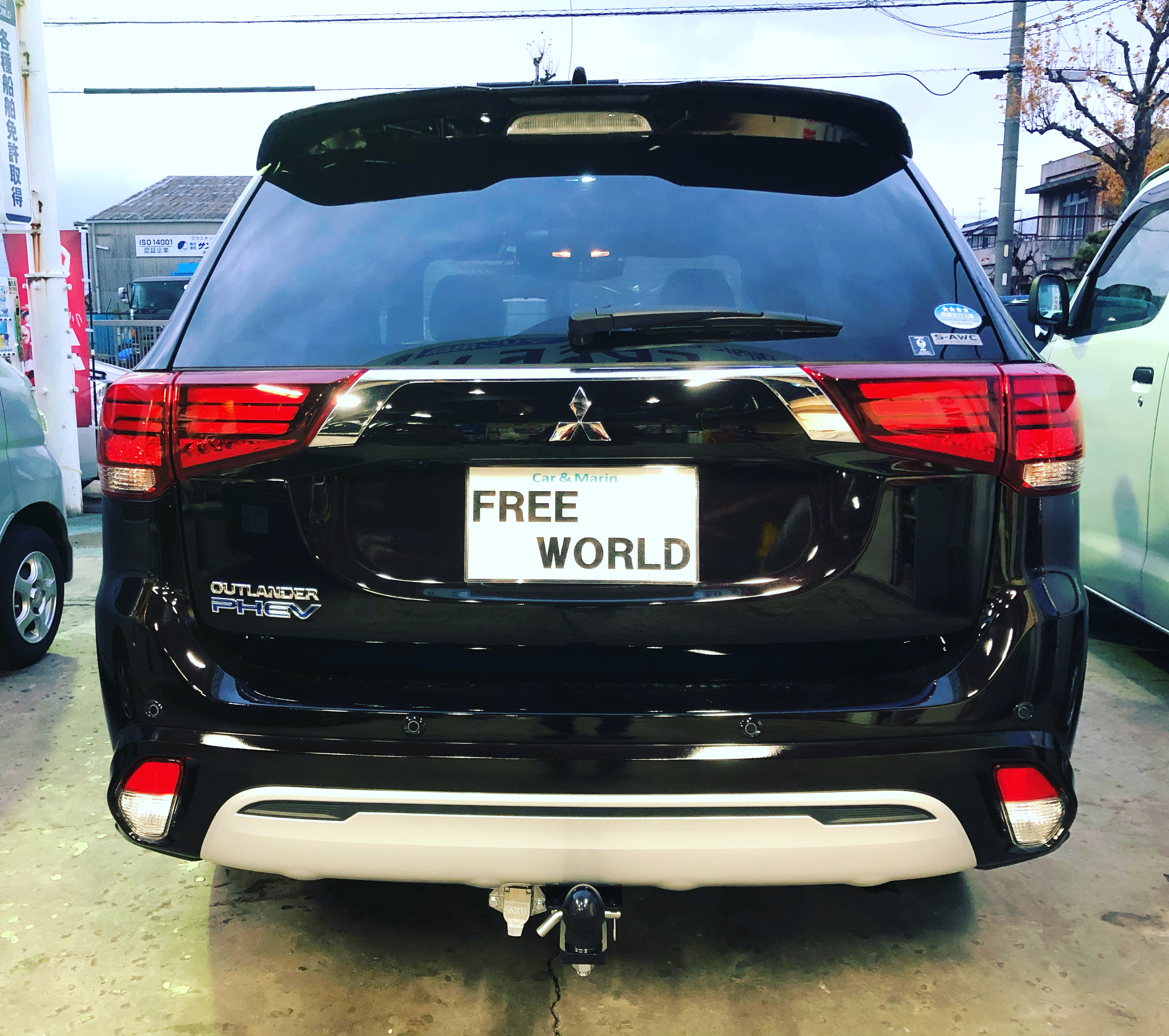 ヒッチメンバー取付 新中古車販売・マリンジェット販売・ボート免許のことなら/有限会社フリーワールドへ