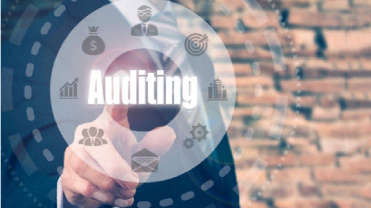 How to source the best Freight Audit Companies Freight Controller