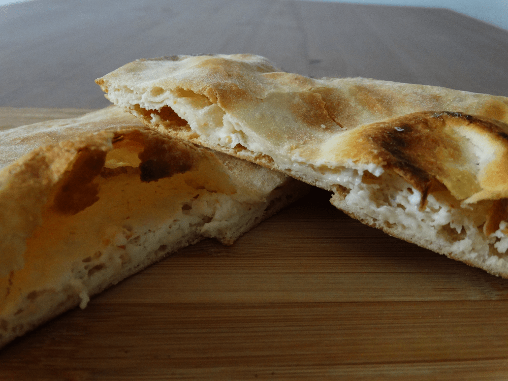 Crispy & Creamy Cheese Naans French Touch