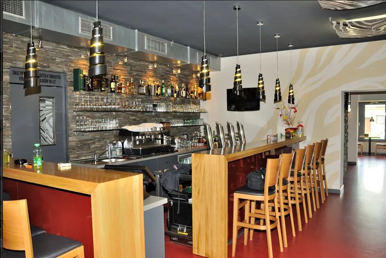 ZEBRA bar, restaurant Frenštát shopping