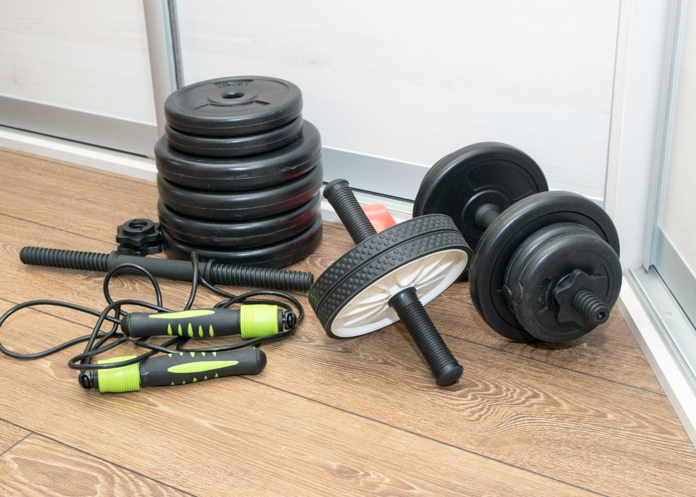 Home Gym vs Gym Membership Advantages and Disadvantages