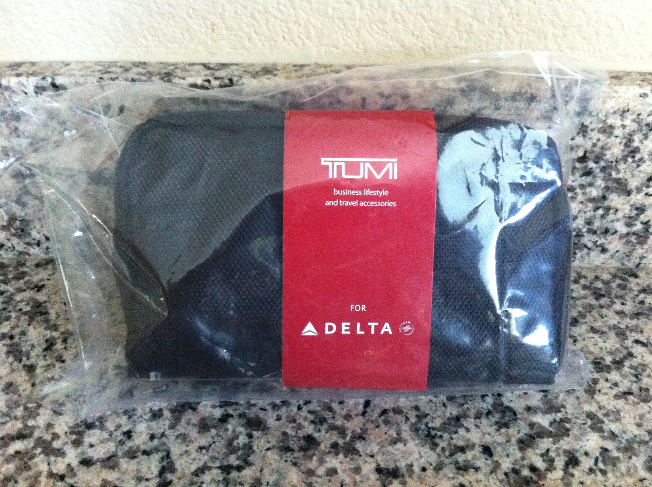 Amenity Kit Giveaway Delta Air Lines BusinessElite Tumi Case