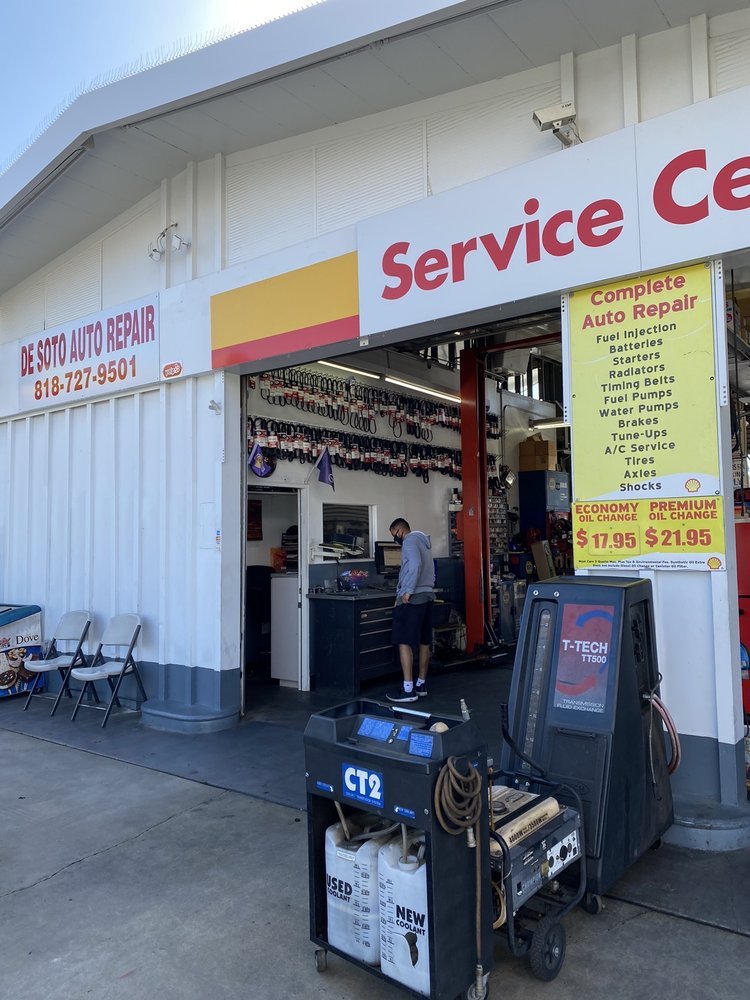 Your Dream Garage DIY Auto Shop • Rosemead • Fresh Chalk